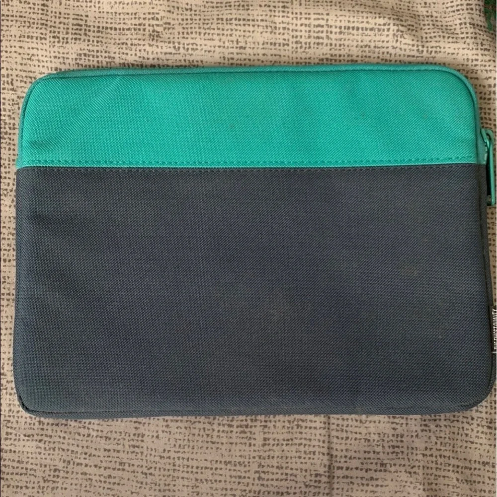 Herschel iPad Mini Sleeve